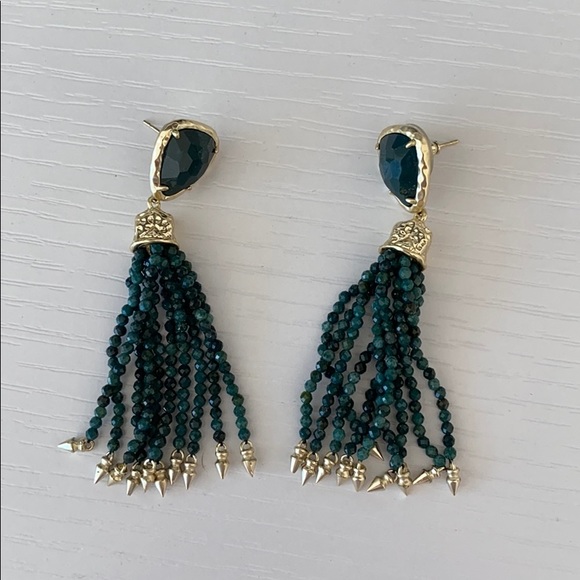 Kendra Scott Jewelry - Kendra Scott green & gold earring